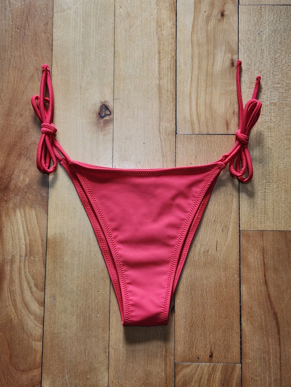 Tropic of C Praia Bikini Bottoms in Melon - L
